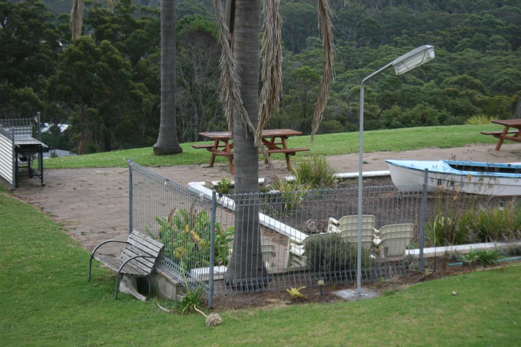 Norfolk Pines Motel Merimbula Ngoại thất bức ảnh