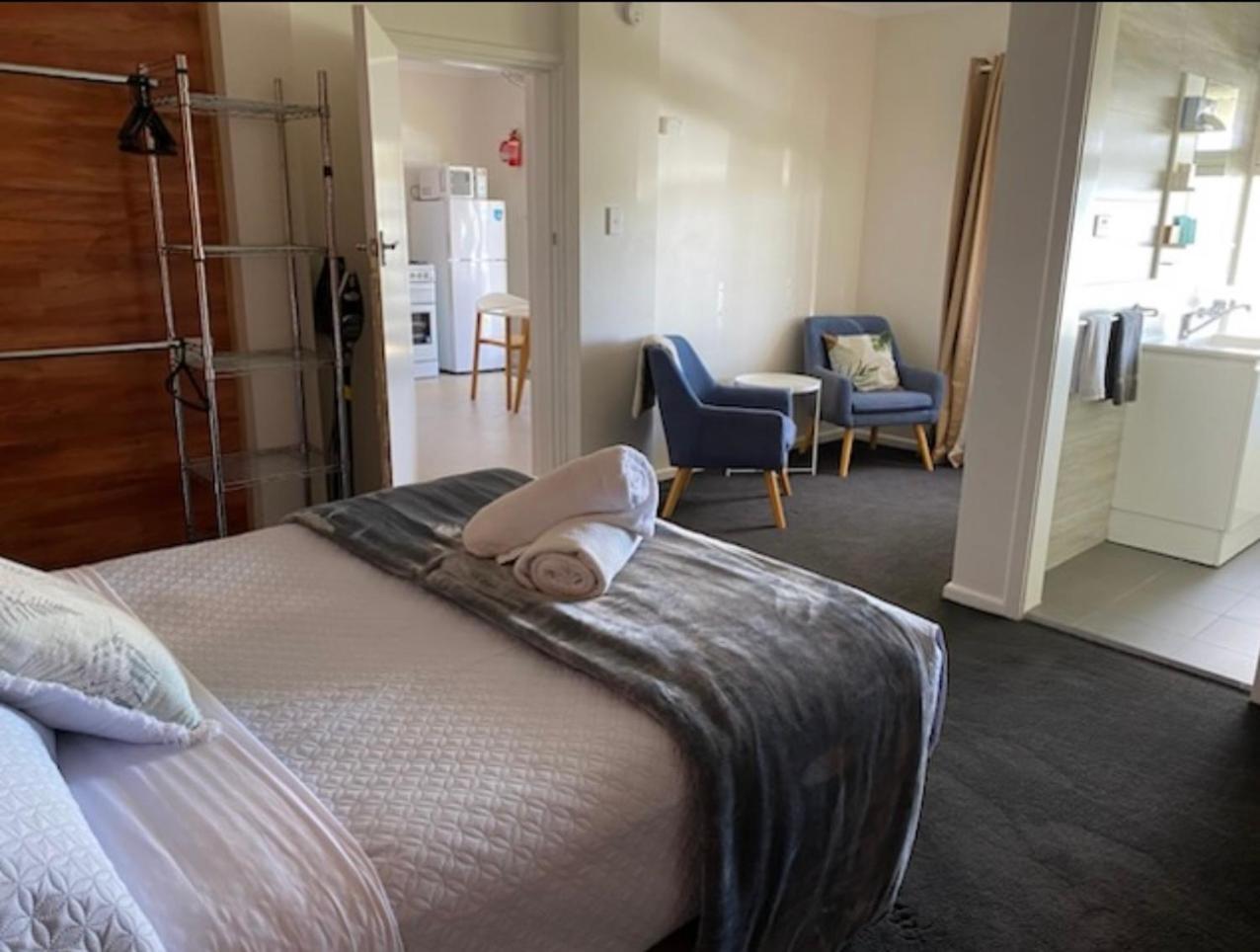 Norfolk Pines Motel Merimbula Ngoại thất bức ảnh